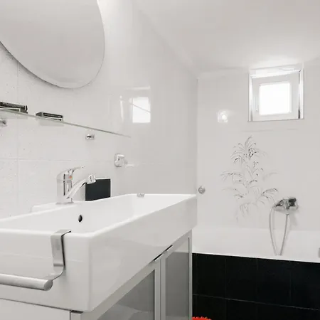 Delmare Gara Downtown Appartement