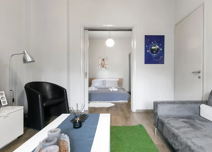 Delmare Gara Downtown Апартаменты